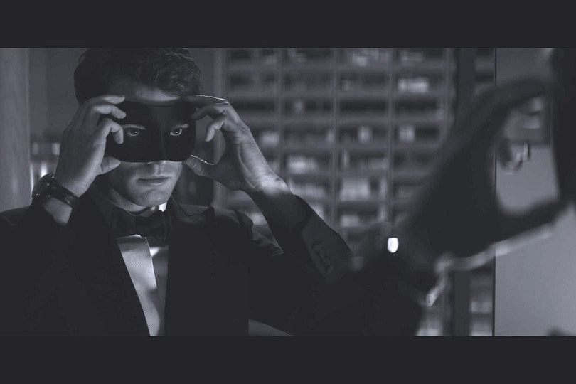 50shades_glamour_23apr15_pr_bb_810x540