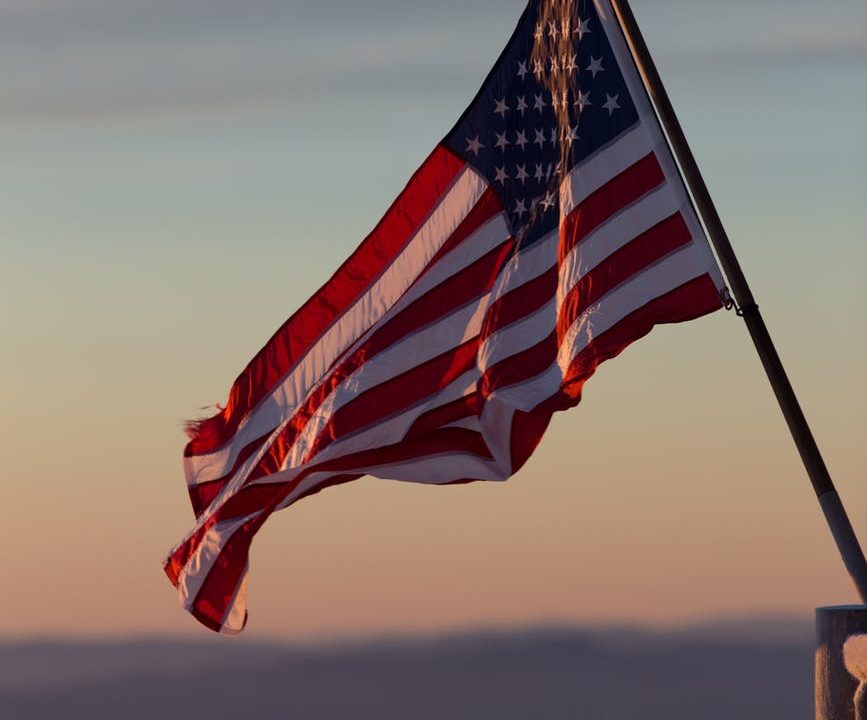 shallow photography of usa flag
